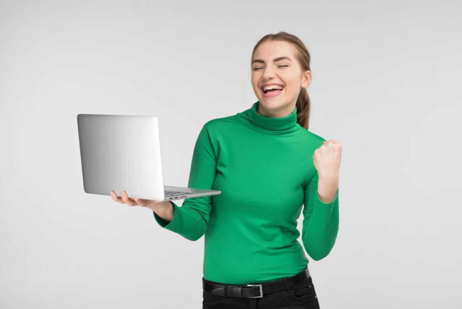 Espace de conseil financier moderne avec vue sur Strasbourg